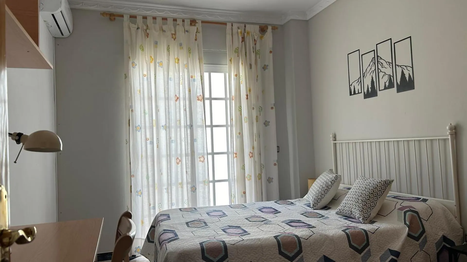 Apartamento Piso En Arenas De Velez Málaga