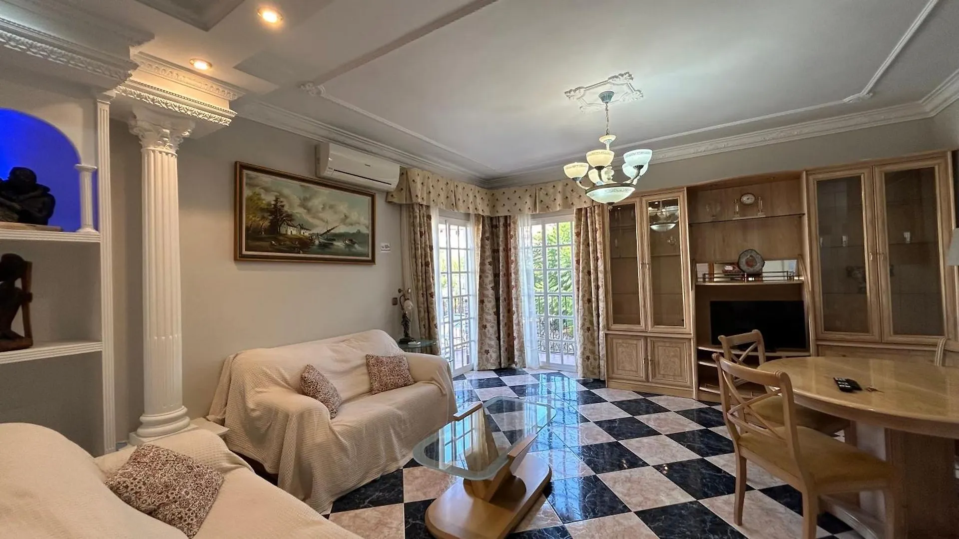Apartamento Piso En Arenas De Velez Málaga