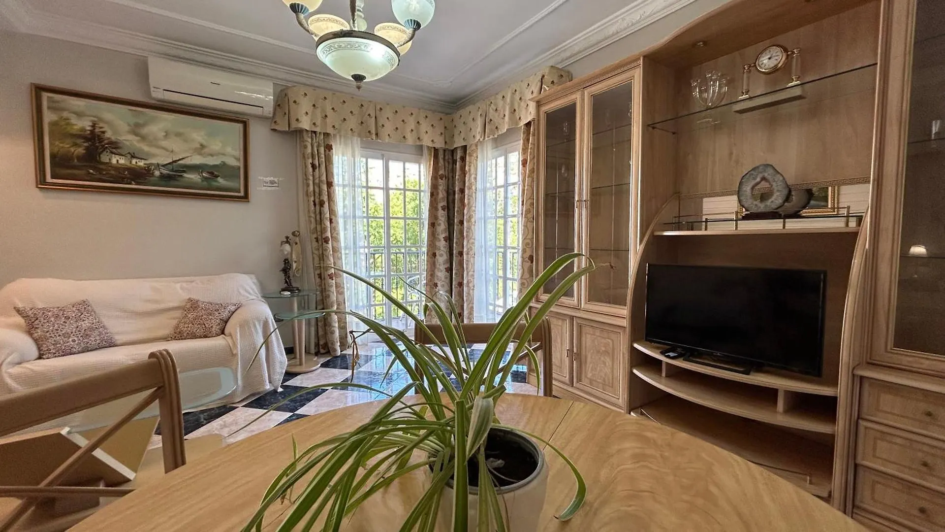 Apartamento Piso En Arenas De Velez Málaga