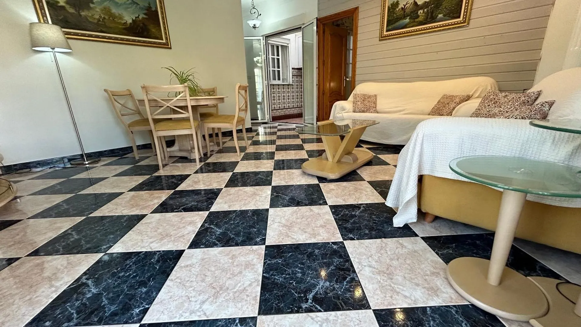 Apartamento Piso En Arenas De Velez Málaga