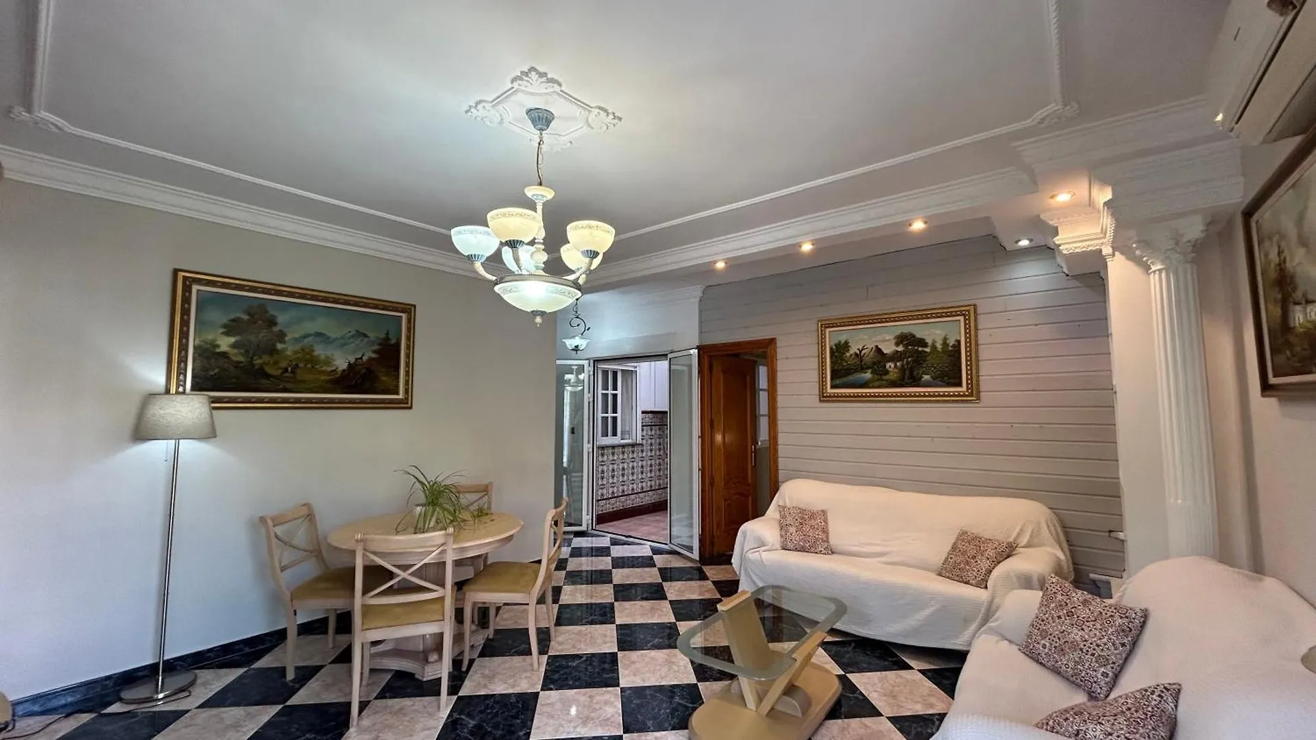 Apartamento Piso En Arenas De Velez Málaga