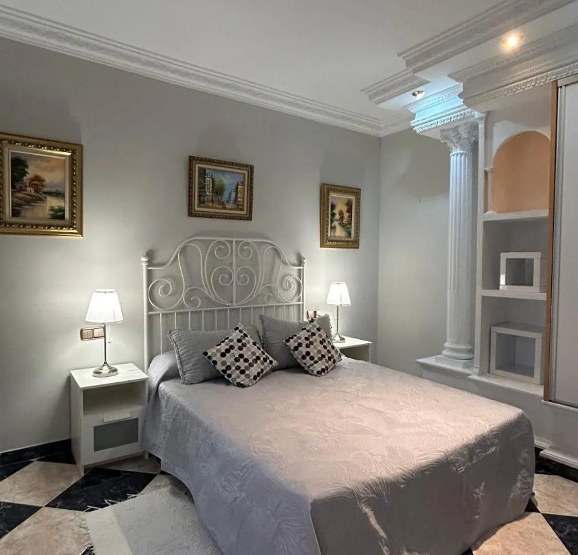 Apartamento Piso En Arenas De Velez Málaga