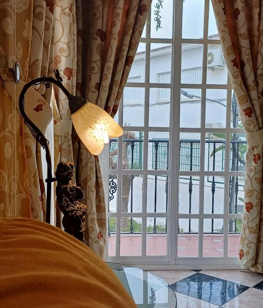 Apartamento Piso En Arenas De Velez Málaga